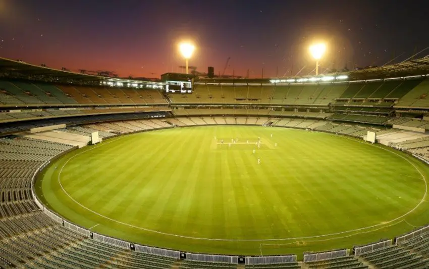 cricket-pitch-or-field-feat