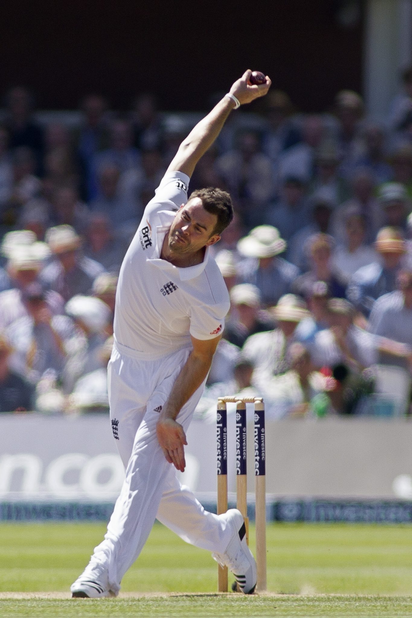 12 Best Swing Bowlers Of All Time Top Cricket Players ItsOnlyCricket 12-best-swing-bowlers-of-all-time-top-cricket-players-itsonlycricket