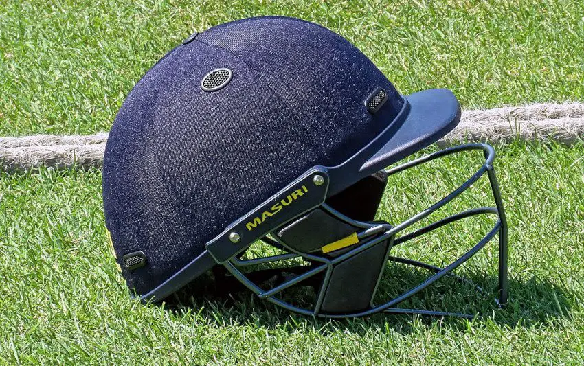 Cricket-Helmet-Accessories