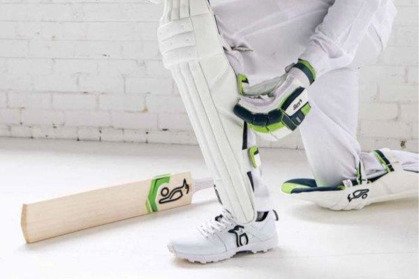 How-to-Clean-Cricket-Pads