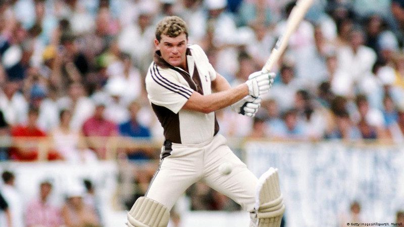 Martin Crowe