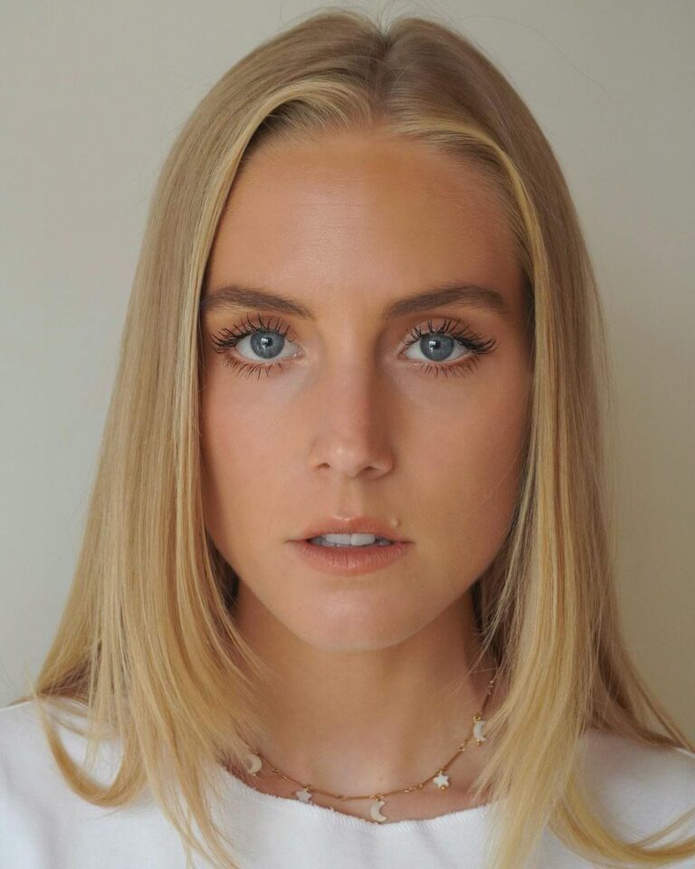 Who is Isabella Grace? Sam Curran's Girlfriend - ItsOnlyCricket